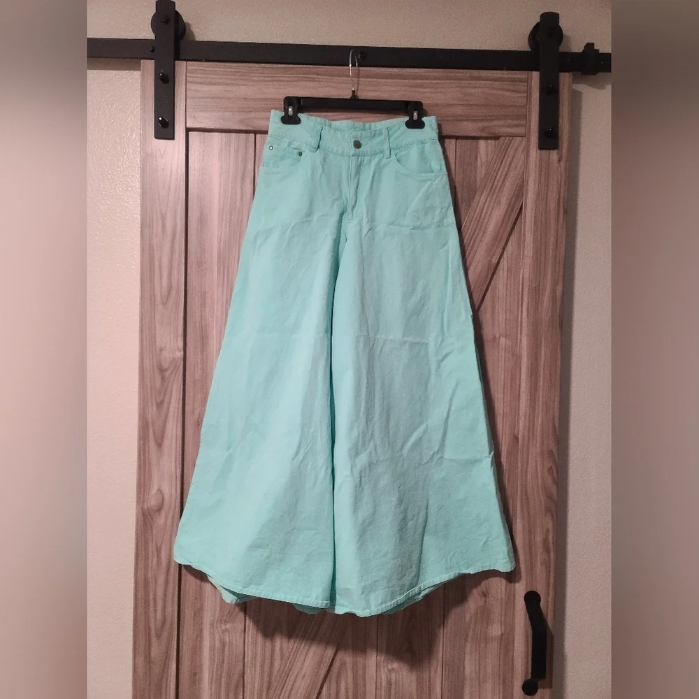 Farm Rio pants - Picture 3 of 9